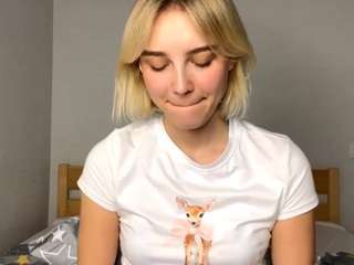 clairewilliams Small tits live webcam