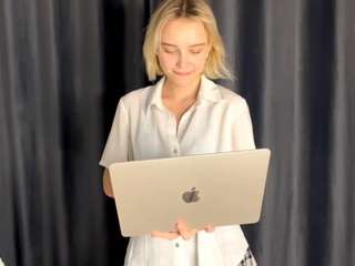 clairewilliams Live Webcam on CamSoda