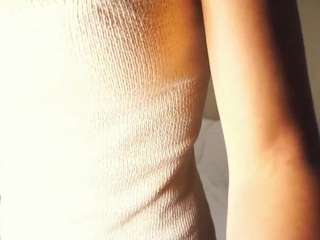Check out the sweet slut Davidclemente as she's fingering her shape davidclemente from CamSoda
