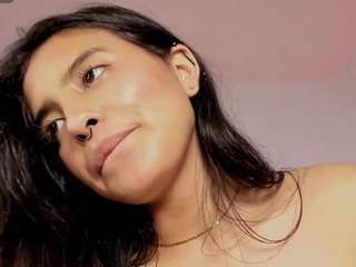 elenna-salvatoree webcam