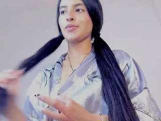 elenna-salvatoree webcam