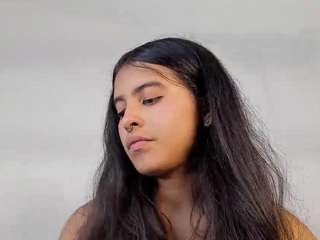 elenna-salvatoree webcam