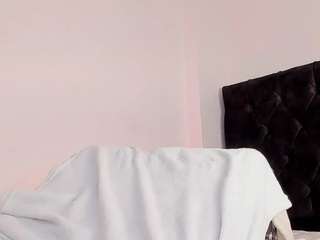 elenna-salvatoree webcam