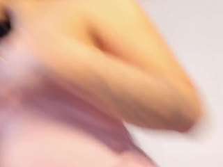 elenna-salvatoree webcam