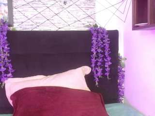 le modèle giingergp est en webcam porno dans un show sur le site camsoda, il possède les tags suivants: ass bouncing,ass clapping,black hair,body massage,brown eyes,butt plug,cock rating,creampie,drinking,huge tits,tattoos,hd