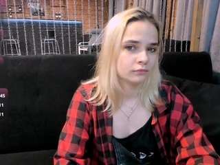 Live cam show with GinaDawson