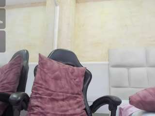 scarletevanss Live Webcam on CamSoda