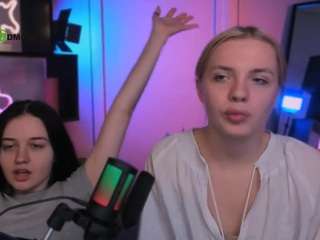 sendi-cais's CamSoda show and profile