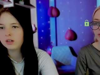 sendi-cais's CamSoda show and profile