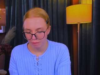 sendi-cais's CamSoda show and profile