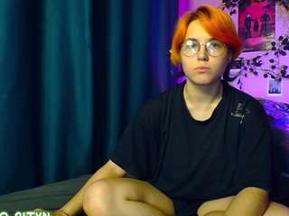tricky-kitsune live webcam show