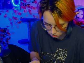 Tricky-Kitsune live cam preview