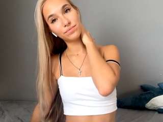 ananyarusso webcam model