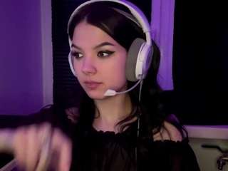 camillemoreau Live Webcam on CamSoda