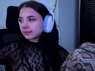 camillemoreau Live Webcam on CamSoda