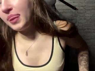 carrollcaughron webcam model