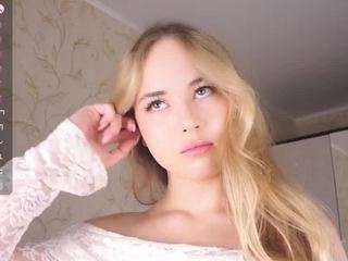  melaniaweisenburger chat room