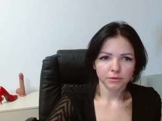 mollymoon40's CamSoda show and profile