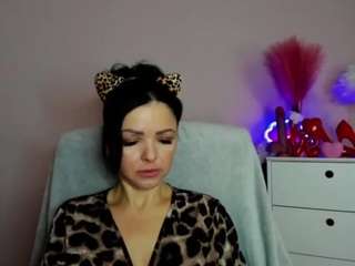 mollymoon40 Live Webcam on CamSoda