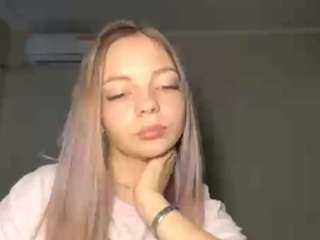 sofiariverashimmer webcam model