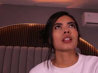 le modèle isabellax21 est en webcam porno dans un show sur le site camsoda, il possède les tags suivants: ahegao,latina,young adult,teen 18,skinny,orgasm,no smoking,no drinking,doggy style,ass bouncing,dirty talk,dildo or vibrator,deepthroat,brown eyes,blowjob,black hair,big ass,hd