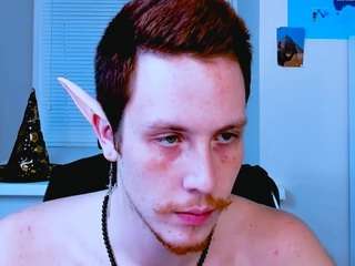 leomoor from CamSoda is Freechat