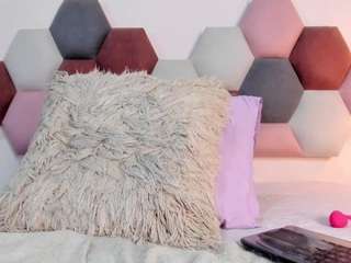 le modèle miaaharperx est en webcam porno dans un show sur le site camsoda, il possède les tags suivants: ahegao,anal,young adult,voyeur,upskirt,teen (18+),tattoos,spank,small ass,skinny,shaved pussy,sexy,playdildo,no smoking,no drinking,natural,lush,lingerie,ass,black hair