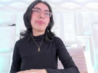 molly-angell webcam