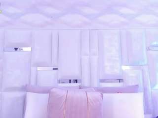  molly-angell chat room