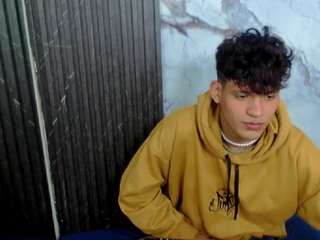 sexystrongerhott