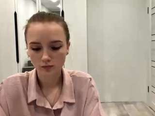 ananyavolkova Live Webcam on CamSoda