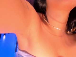 CelesteMoon1 live cam preview