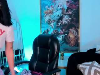 CelesteMoon1 live cam preview