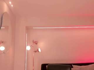 christineford1's CamSoda show and profile