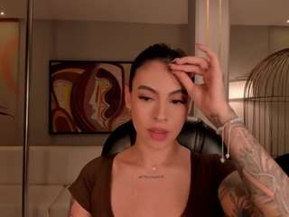 Christine Ford live webcam show