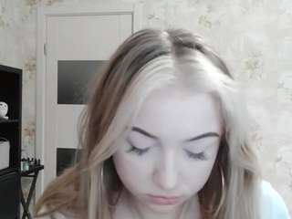 ellakim Live Webcam on CamSoda
