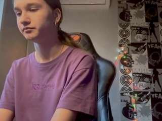 elodienielsen's CamSoda show and profile