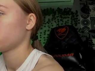 elodienielsen Live Webcam on CamSoda