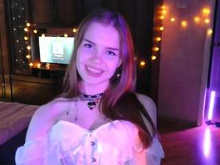  giannawilson chat room