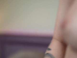 JoelleApril live webcam show