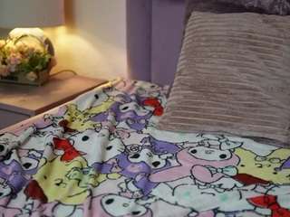 JoelleApril live webcam show