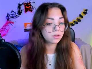 luna-blooming camsoda