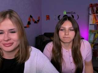 luna-blooming camsoda