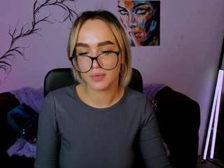  luna-blooming chat room