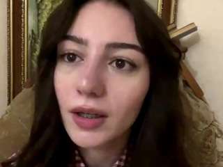 madelinetorres Live Webcam on CamSoda