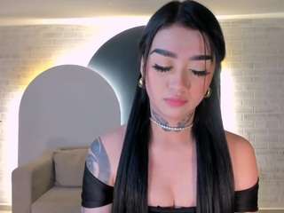 megancross's CamSoda show and profile