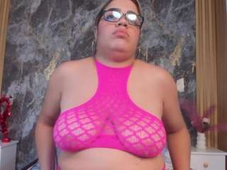 nini-foxxx