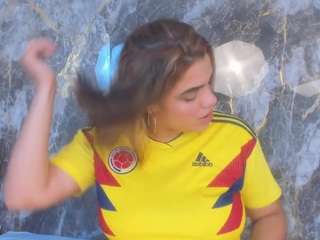 nini-foxxx