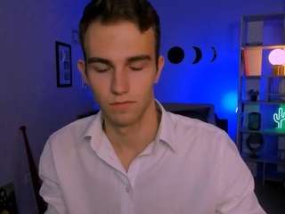 robin-spy from CamSoda is Freechat