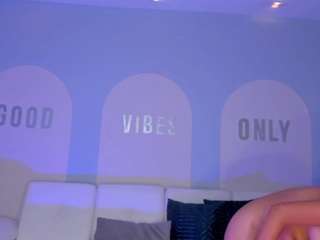 scarlettblaze1 live webcam show